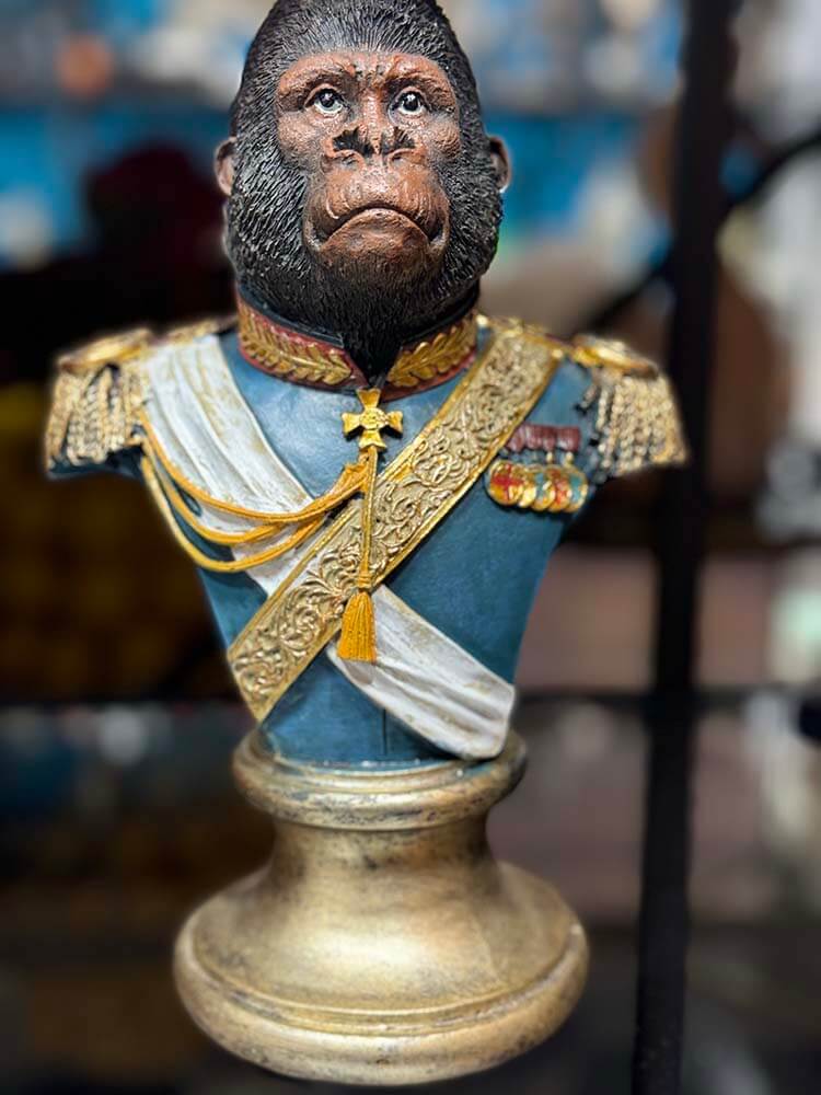 Gorilla in army uniforms bust