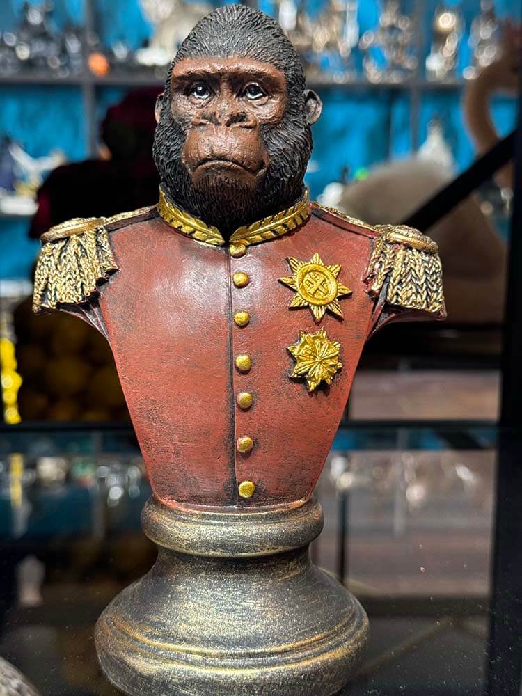 Gentlemen Gorilla in army uniforms red and gold