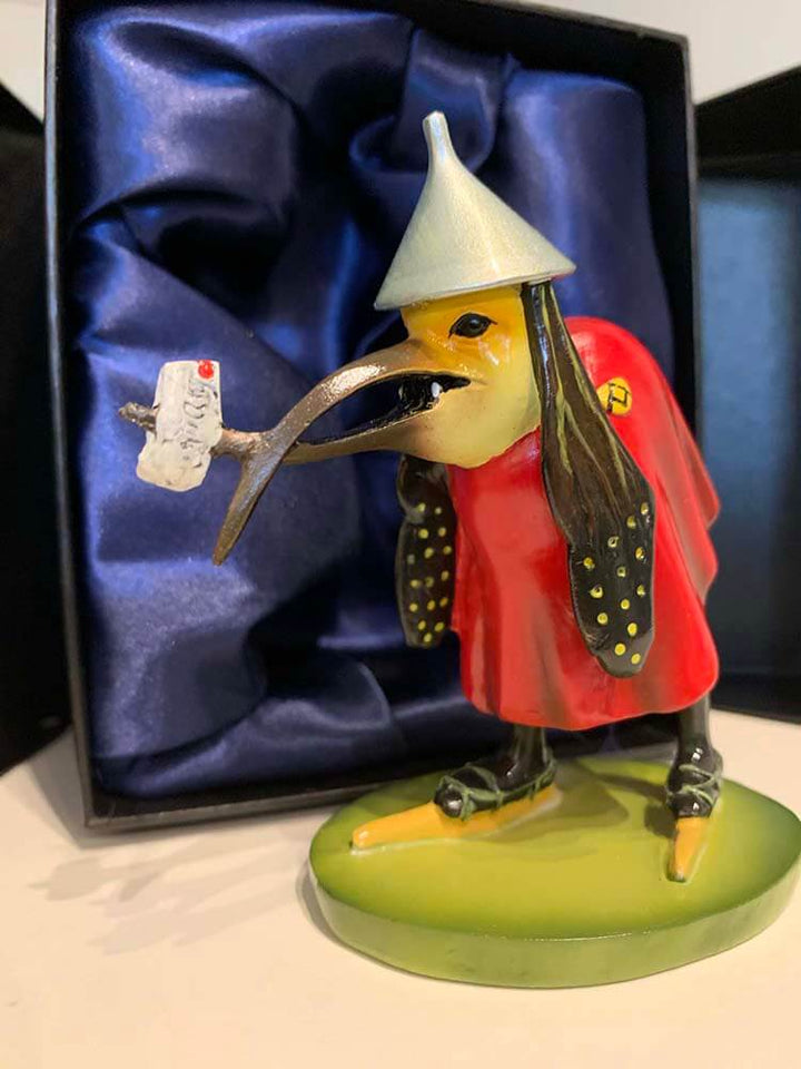 Bosch, The postman-like monstrosity  bird delivering a letter