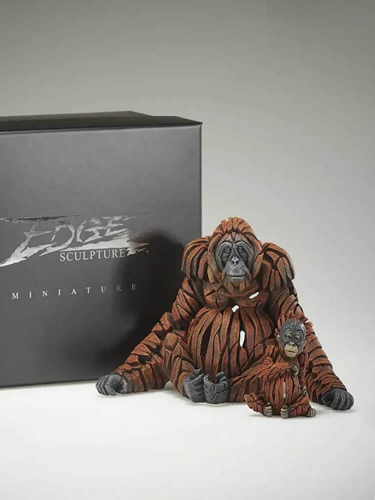 Orangutan and Baby by Edge Sculpture miniatures