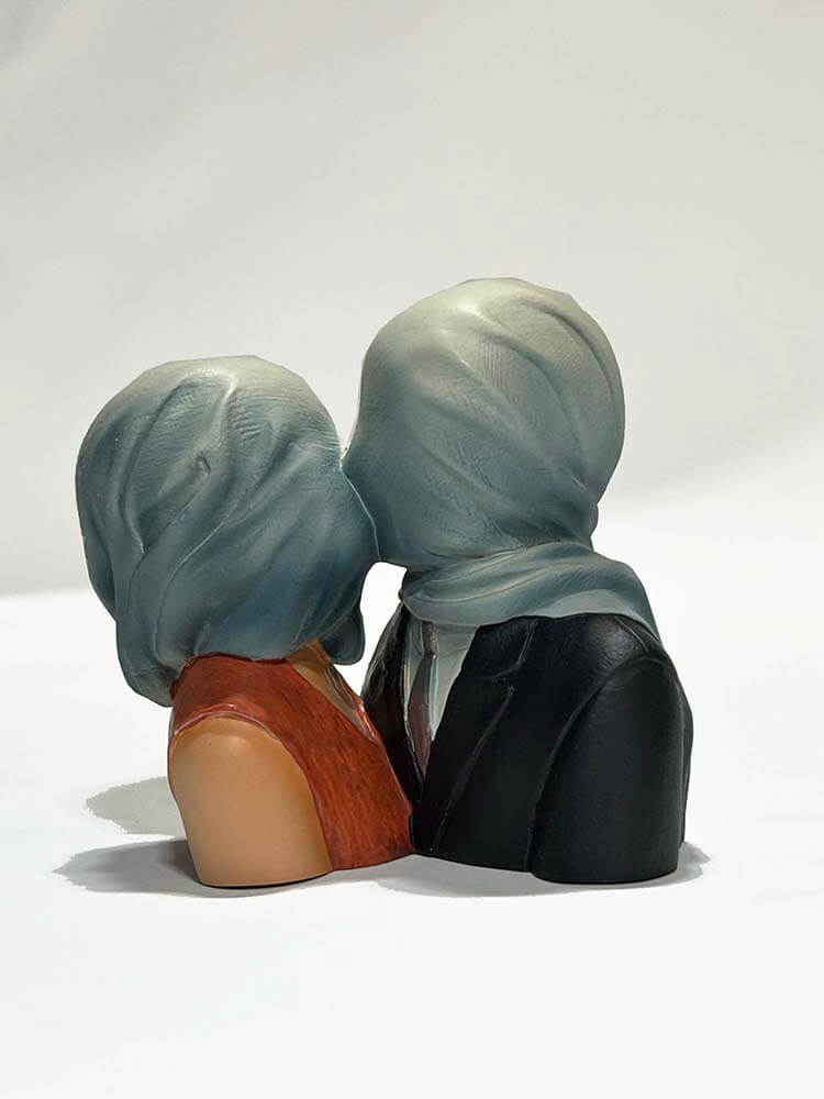 The Lovers "Les Amants" by René Magritte sculpture