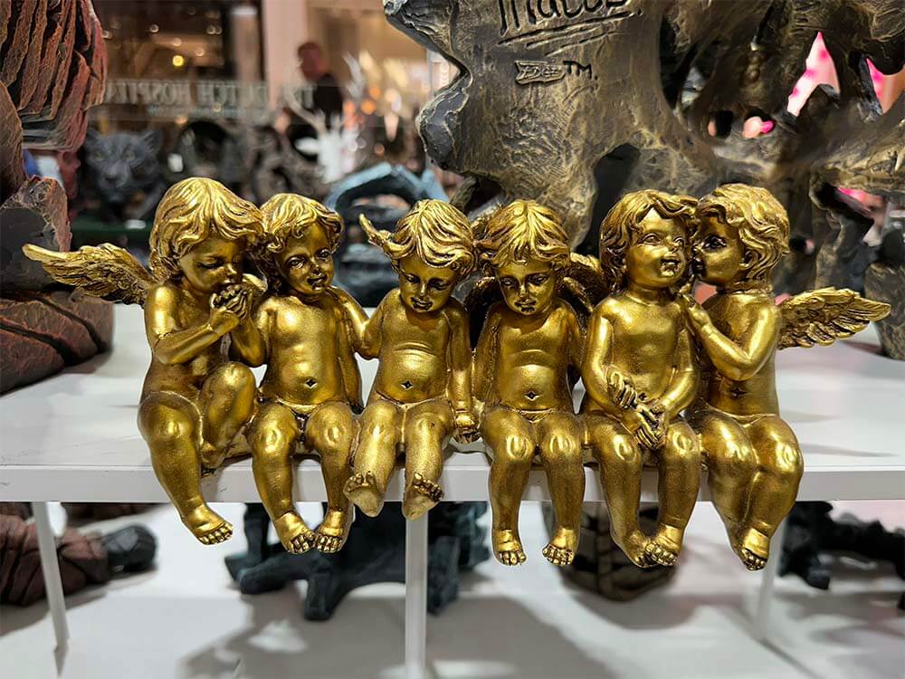 Large free-standing Cherub sculpture gold, Sitting Cherubs on shelving