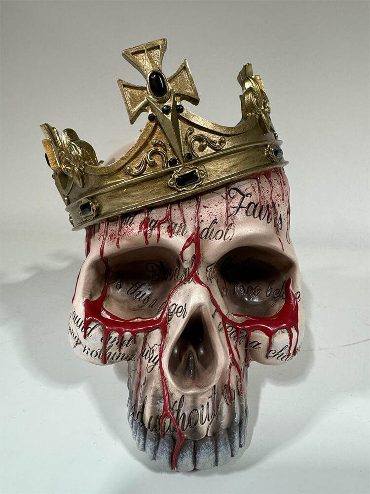 Macbeth Skull with blood dripping and crown