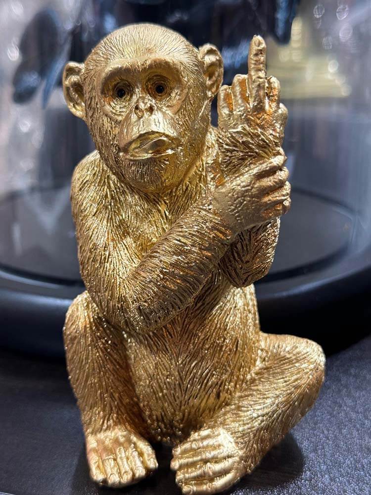 Gold monkey middle finger decorative figurine