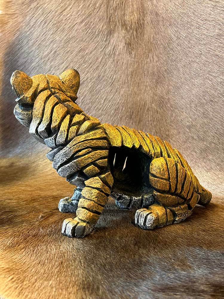 outdoor tiger statue