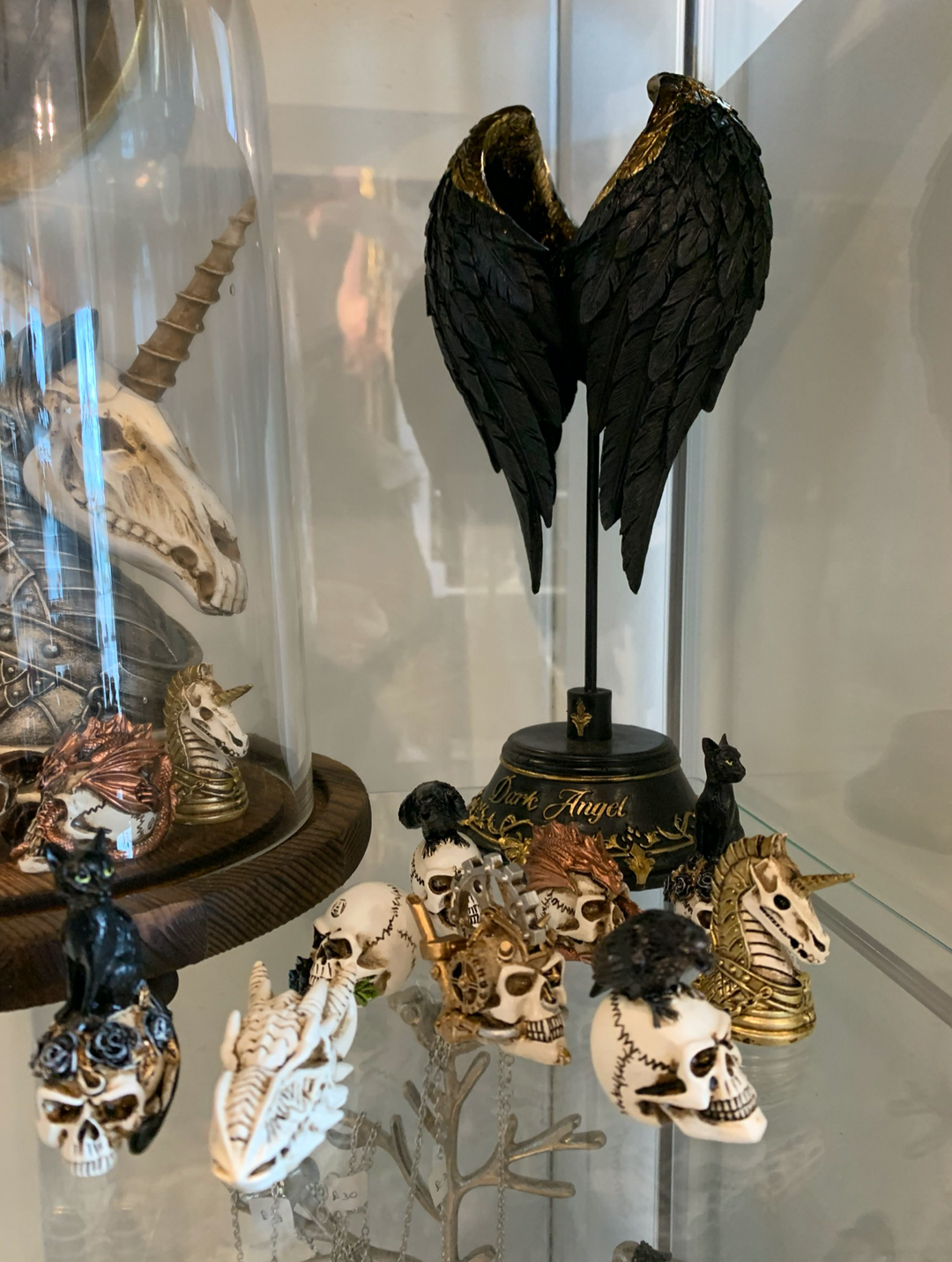 Black Angel Wings, Dark Angel Wings on Base