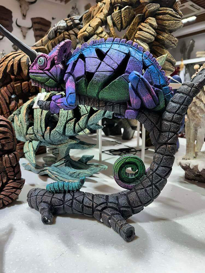 Chameleon figure Rainbow Pink 