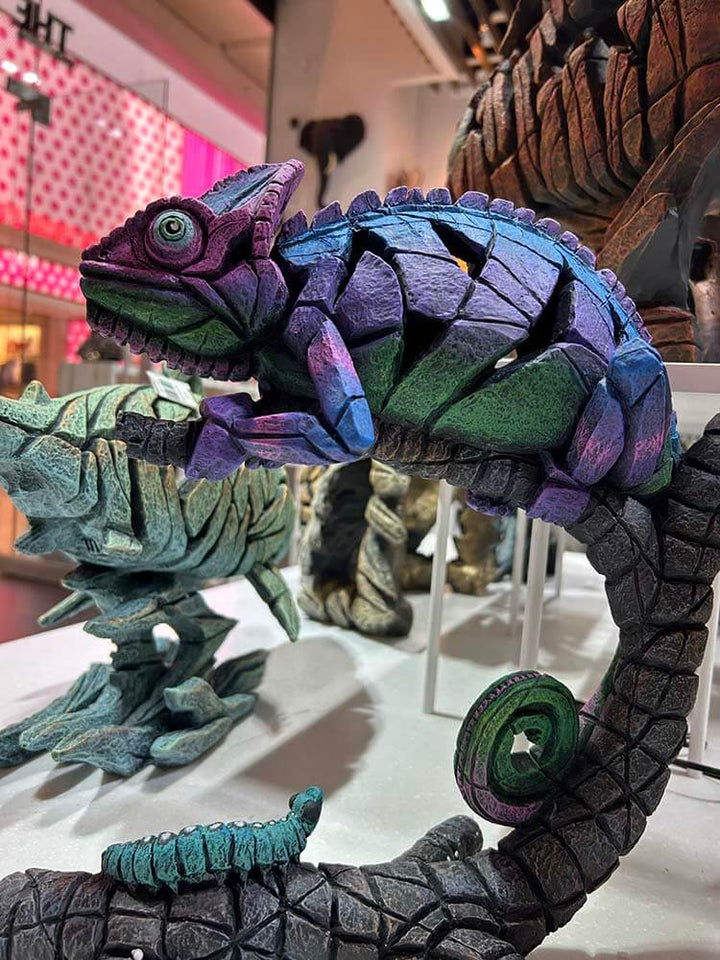 Chameleon sculpture blue