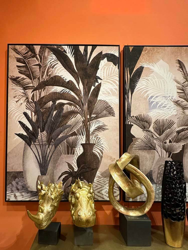 Bring lush vibes home with this Tropical Garden canvas wall art. Featuring exotic plants and vibrant greenery, perfect for living rooms, bedrooms, or office décor.