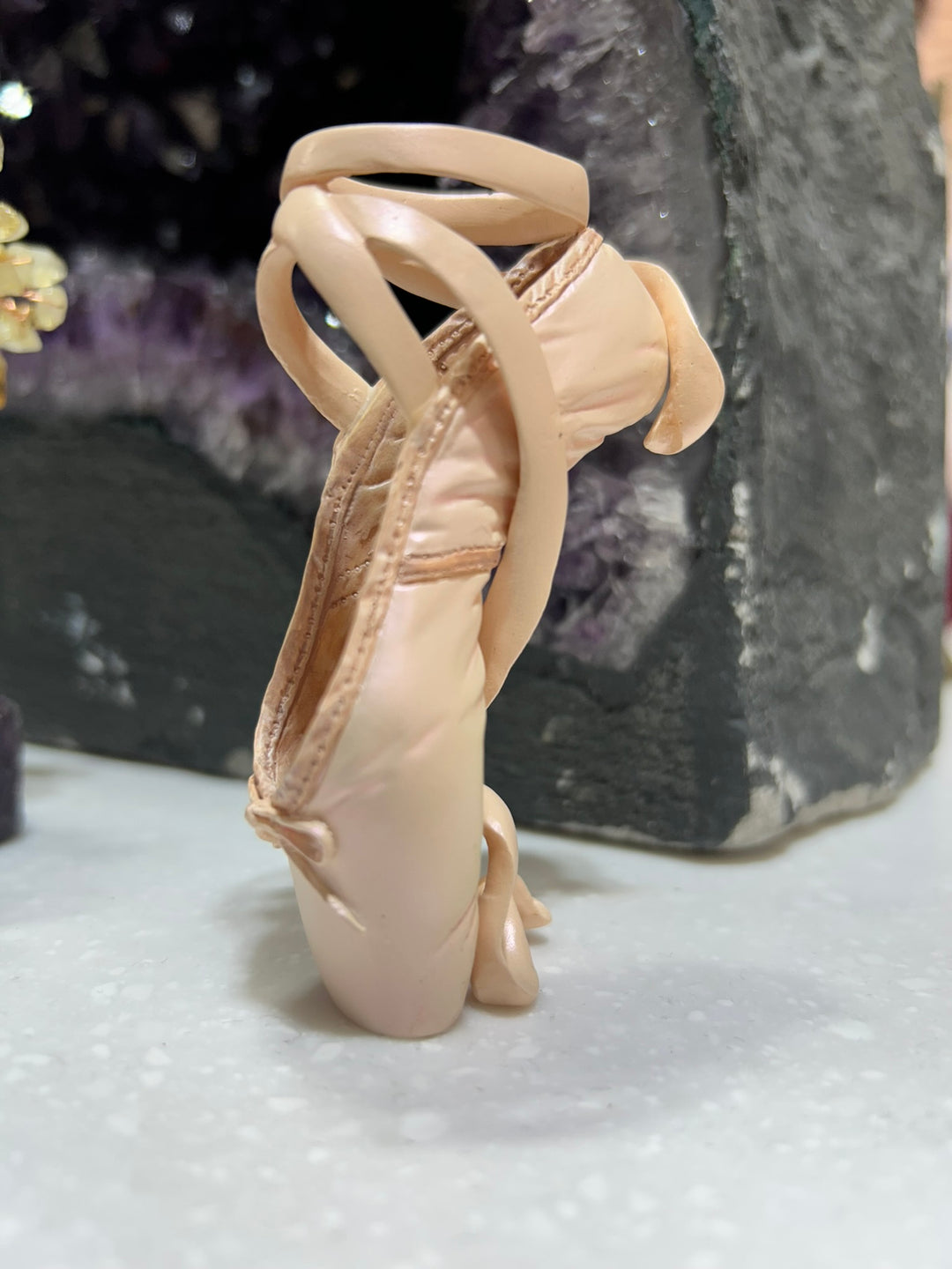 Ballet en Pointe, Ballet Shoe