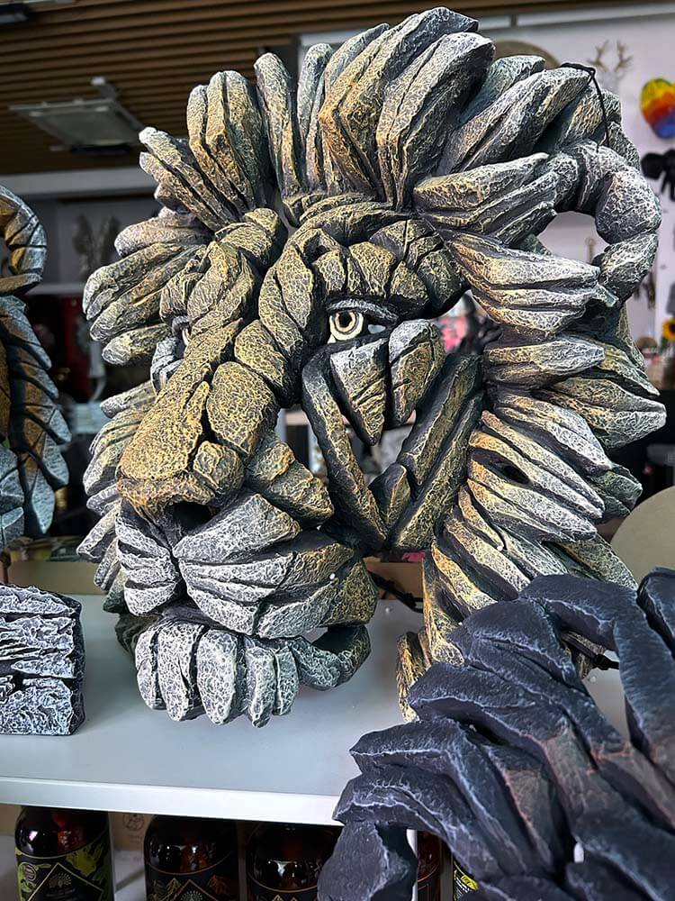 Lion Bust Savannah from Edge Sculpture by Matt Buckley
