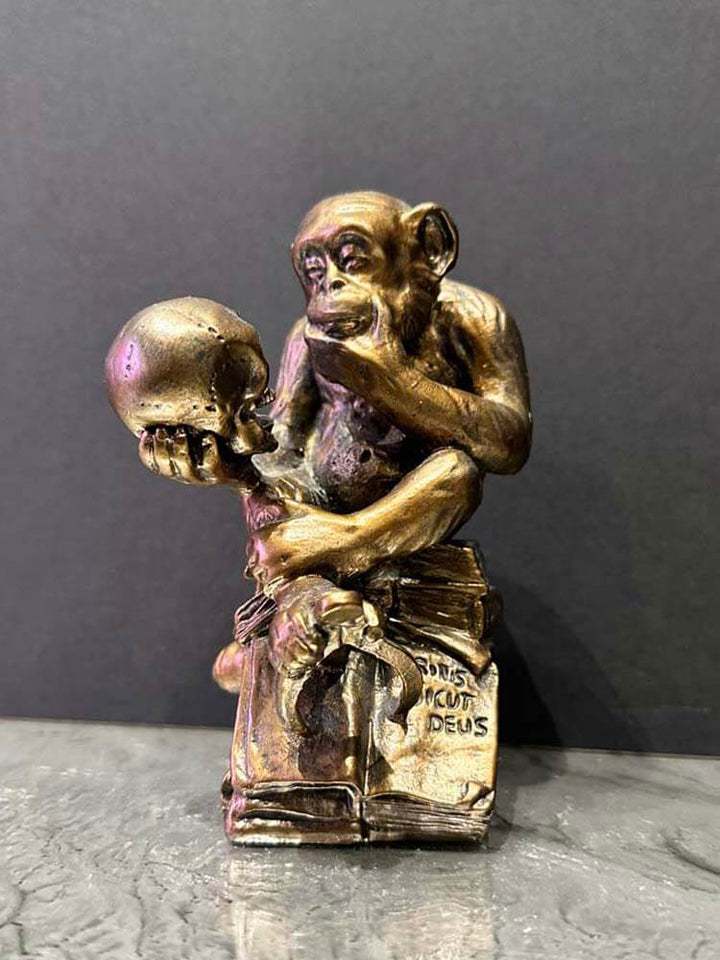 Berlin bronze sculpture replica monkey thinking with skull in hand..thinker