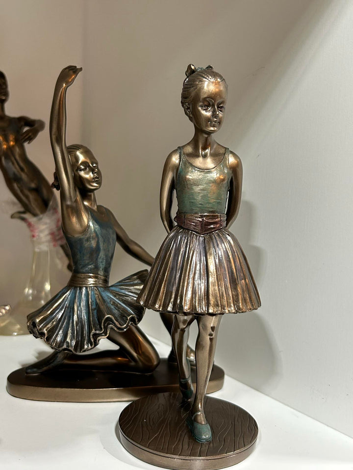 Ballet sculptures, Ballerina figures 