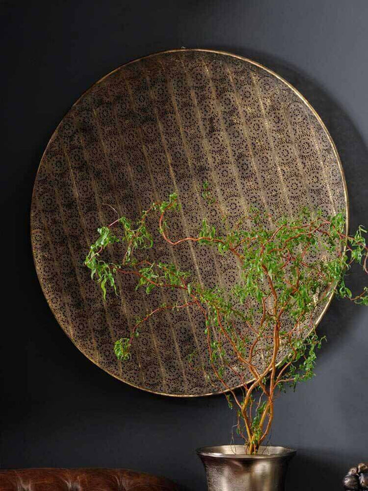 Round Lace Patterned Wall Disc in Gold