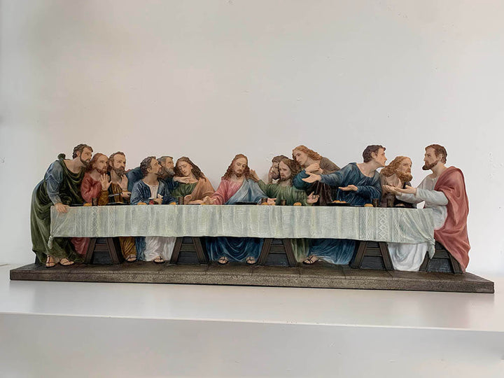 The Cenacolo, also known as The Last Supper, is Leonardo da Vinci’s famous parietal fresco in Milan, created using a mixed dry technique on plaster. Replica sculpture by The Dutch Hospital