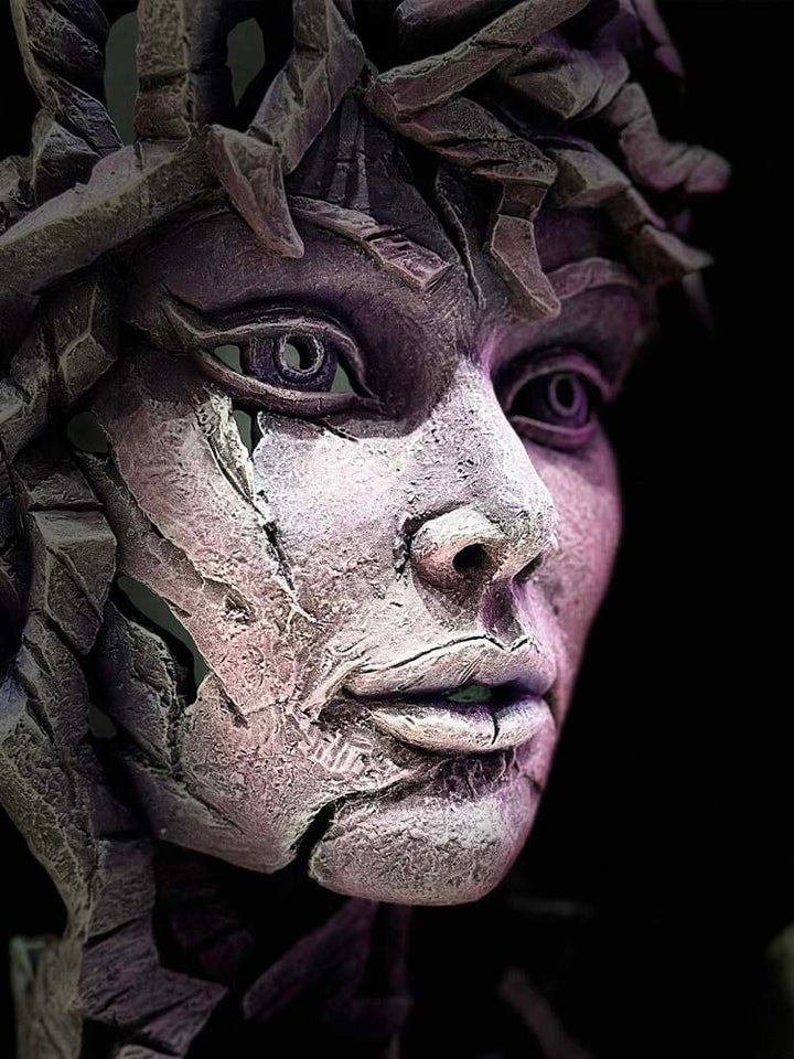 Venus Bust Amethyst Purple Edge Sculpture, 38cm