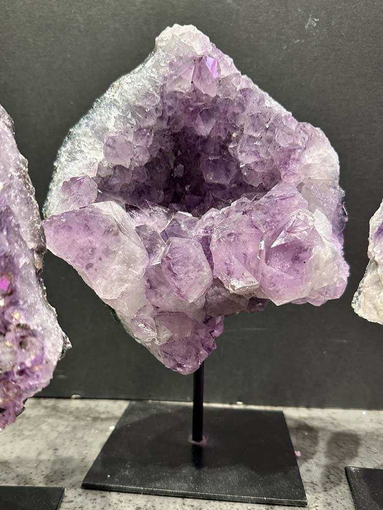 The Dutch Hospital Natural Curiosity, Unique amethyst pieces