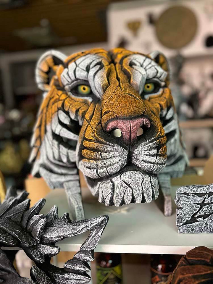 Edge Sculpture Tiger Bust, Edge Lion bust