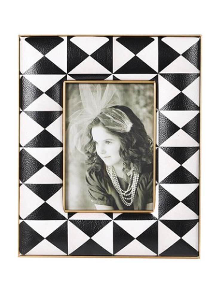 Black and white geometric patterned frame  