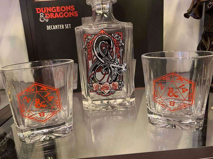 Dungeons & Dragons Decanter Set | 18cm Glass Bottle & 2 Glasses