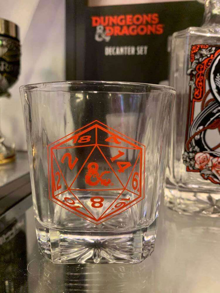 Dungeons & Dragons Decanter Set | 18cm Glass Bottle & 2 Glasses