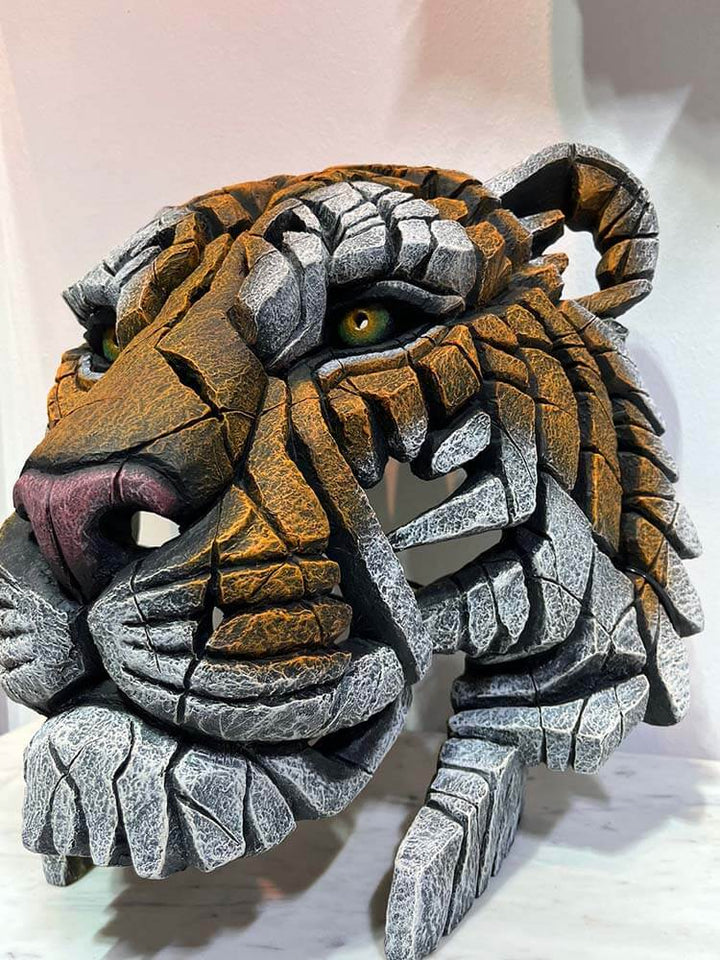 Animal bust tiger