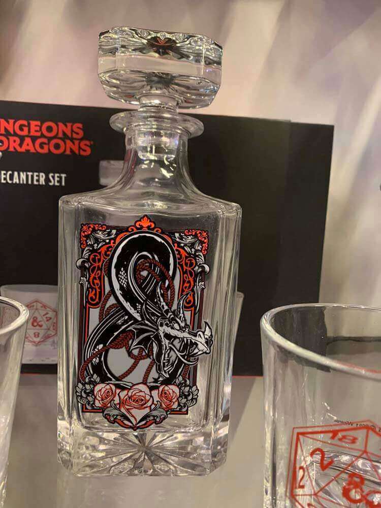 Dungeons & Dragons Decanter Set | 18cm Glass Bottle & 2 Glasses