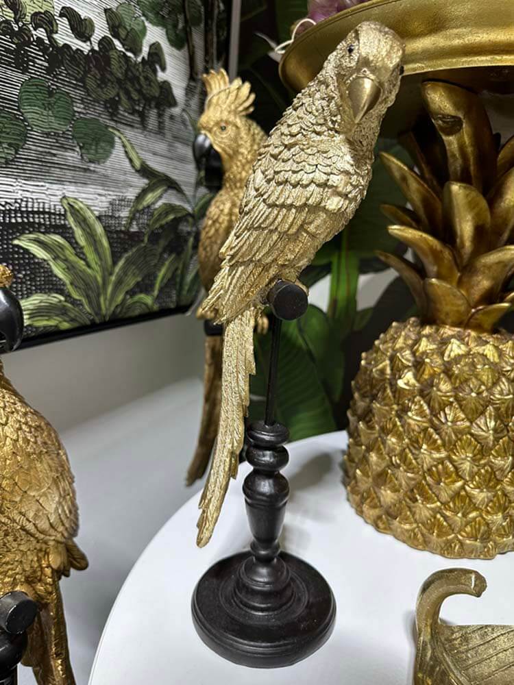 Decorative parrot figure