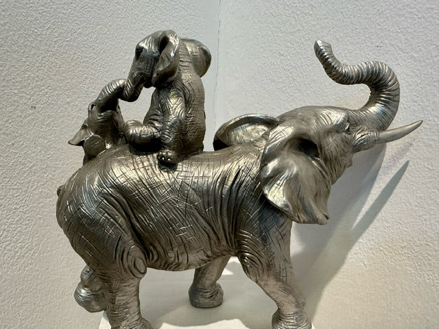 Elephant & Baby in Bronze