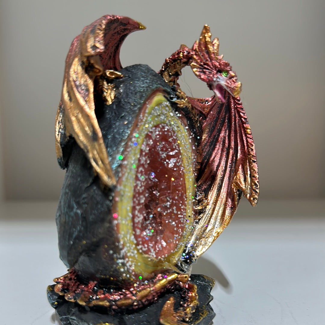 Light-up dragon crystal figurines