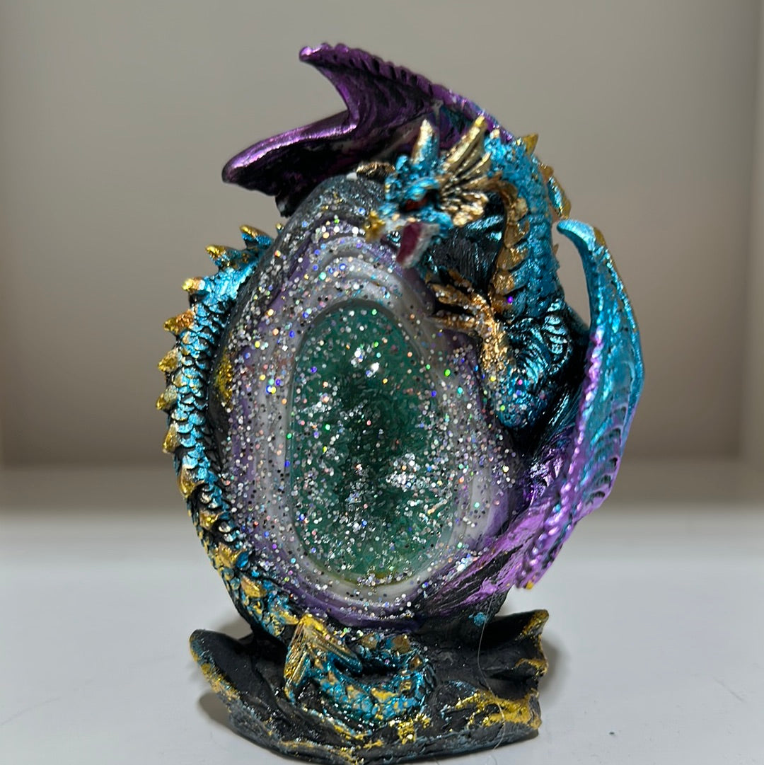 Light-up dragon crystal figurines