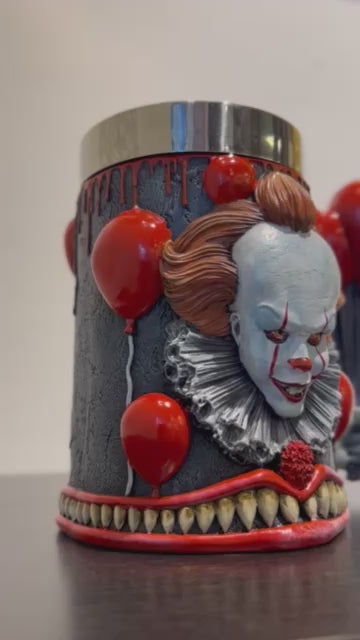 IT Time to Float Tankard, Robert "Bob" Gray, IT Pennywise Bust, Pennywise the Clown, Pennywise The Dancing Clown, Robert Gray, the scariest movie villains, Tim Curry portrayed Pennywise, Tankard and goblets, collectables, Menkind Officially licensed IT merchandise