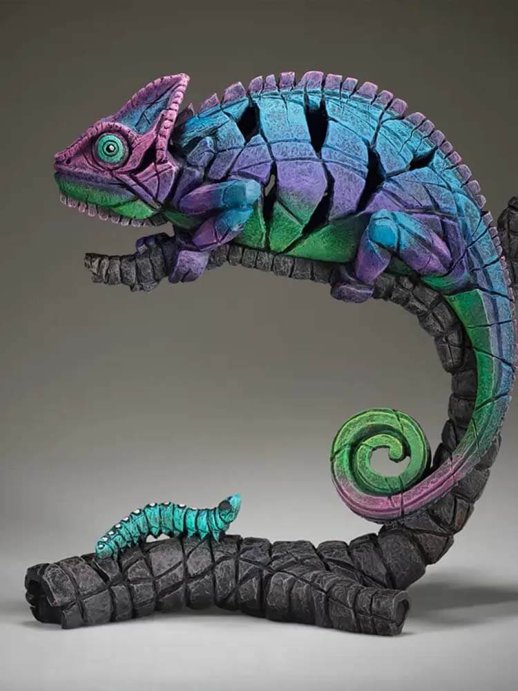 Chameleon (Rainbow Pink) edge sculpture 