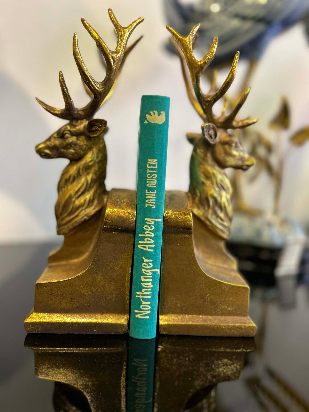 Antique golden finish stag bookend