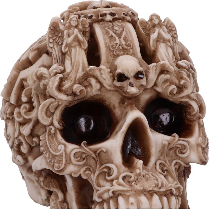 Human Skull: Gothic Design Carved Skull
