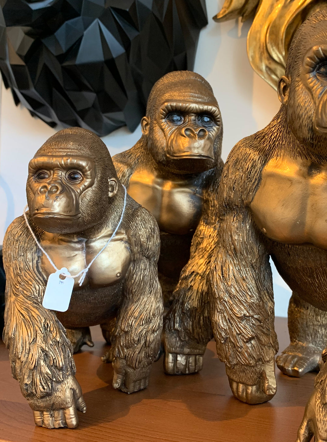 bronze plated gorilla figuring, bronze gorilla, chimpanzees figuring 