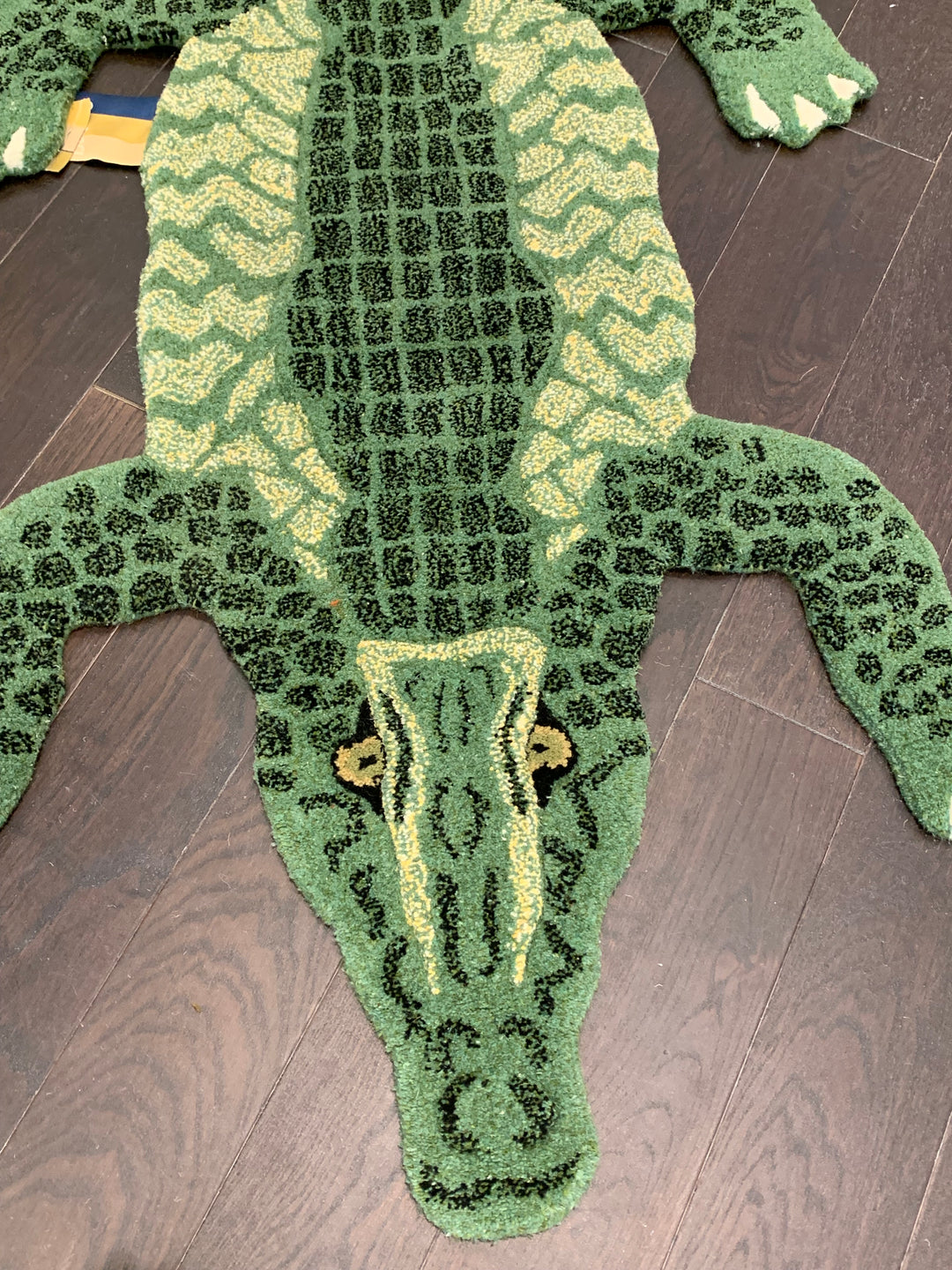 Crocodile Rug, woolen rug, Doing good Animal rugs