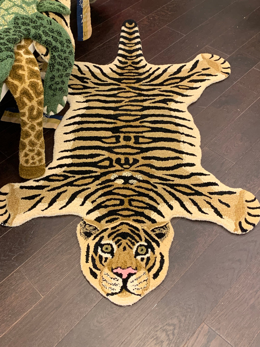 Wool rug, tiger rug, animal rugs