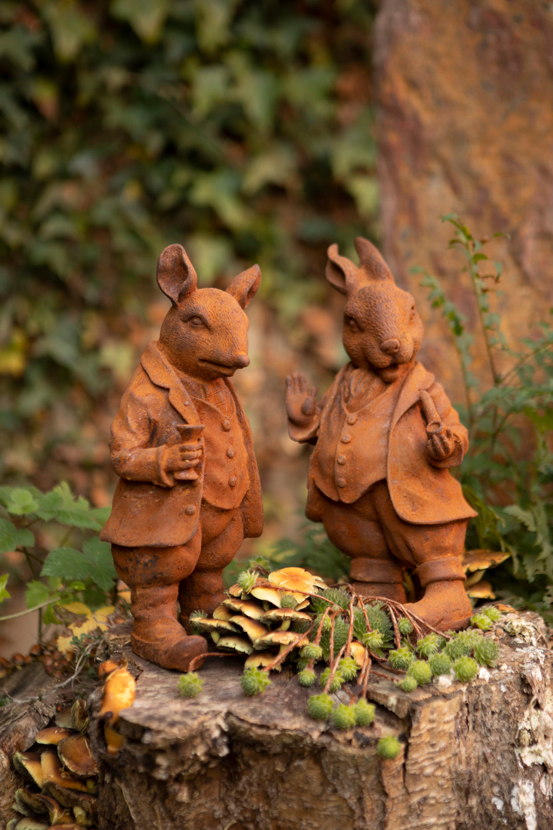 Outdoor Peter Rabbit Sculpture –  Mr. Rabbit Vintage Garden Figure