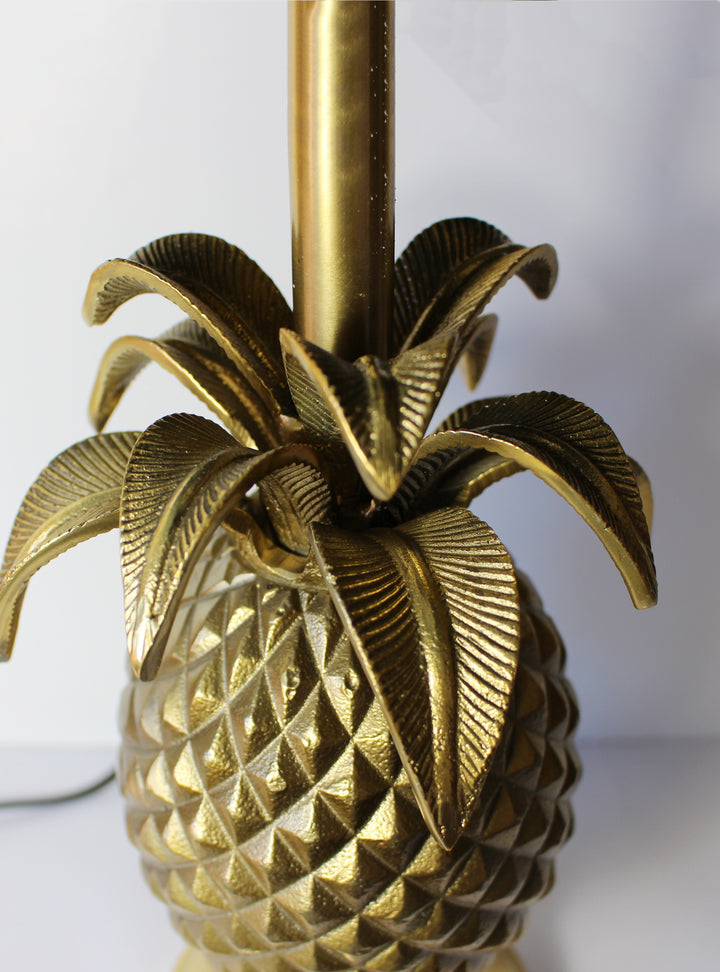 Gold Pineapple Table Lamp –  Traditional Brass  Art Decor Table Lamp