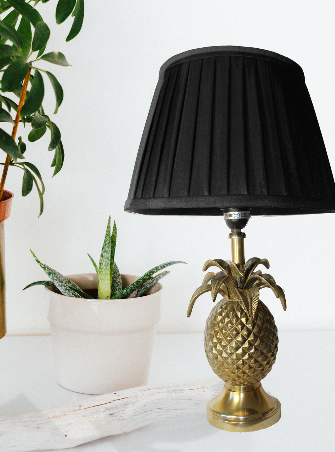 Gold Pineapple Table Lamp –  Traditional Brass  Art Decor Table Lamp