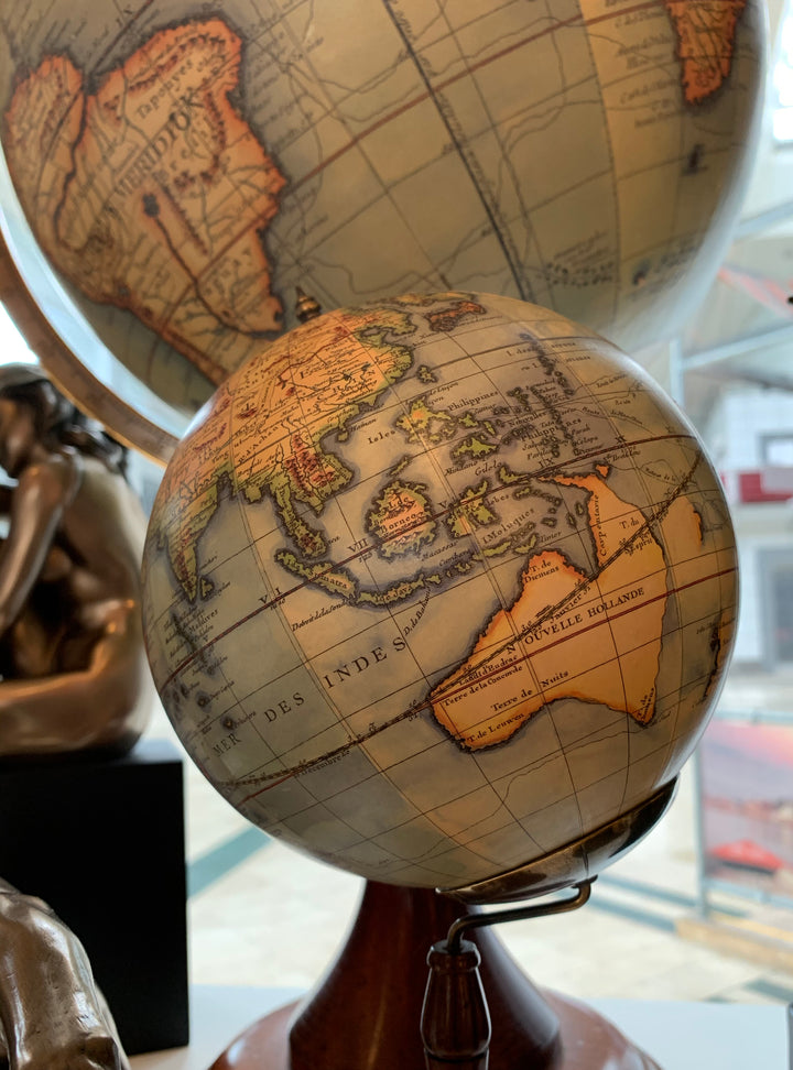 Old Globe Replica – Classic Vintage Globe  Vaugondy Medium