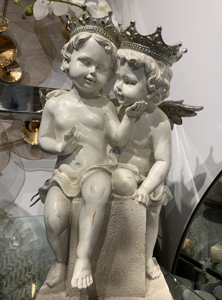 White Cherubs, Angel Couple, Lovely Cherubs, Cherub Lovers with Crown