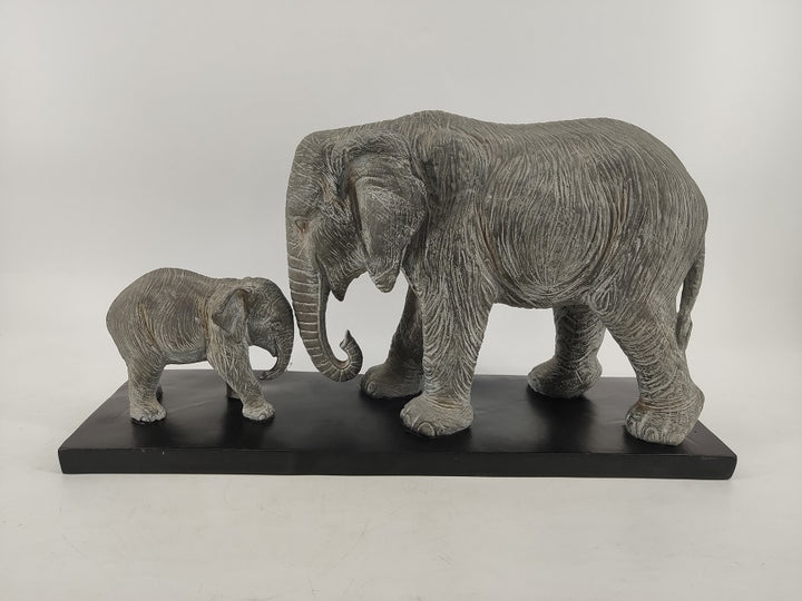 Elephant & baby Grey Statue – Large elephant family