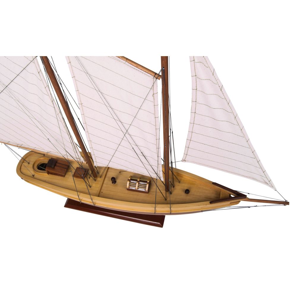 Large Racing Yacht, 19th Century American Model Yacht,  83cm