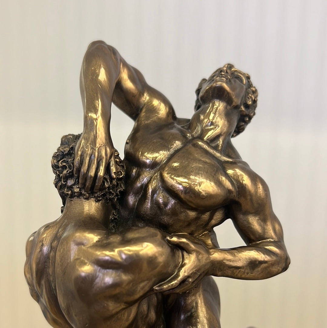 Hercules and Antaeus sculpture