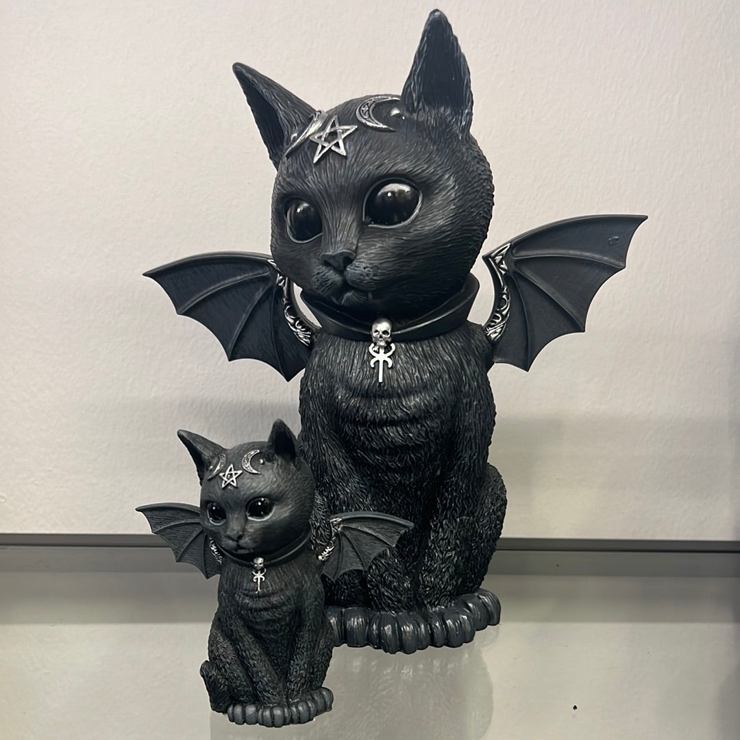 Cat Figurine - Malpuss