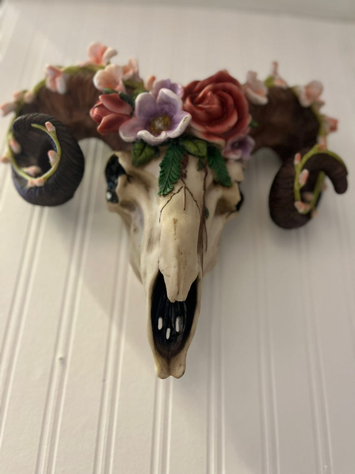 Wall Decor – Bison Skull Floral Wilderness