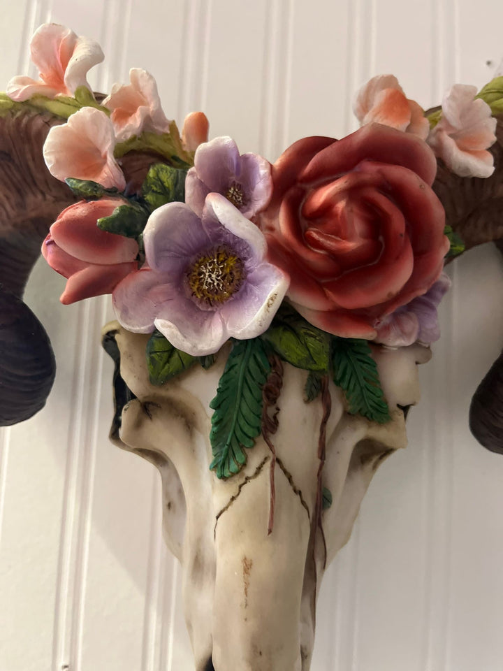 Wall Decor – Bison Skull Floral Wilderness