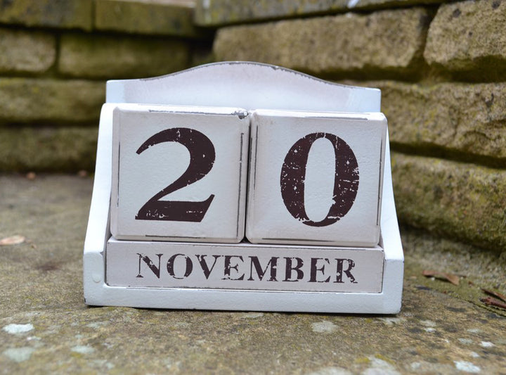 Wood Block Perpetual Calendar – Desk Calendar – Rustic Country Style Wooden Block